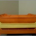 Berry Tray with Divider Side View